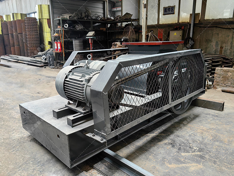 雙齒輥破碎機為什么被稱為“狼牙破碎機”？它真有那么厲害嗎？